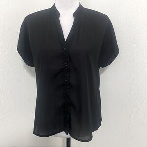 Lune Women's Solid Color Batwing Short Sleeve Casual Shirt With V-Neckline